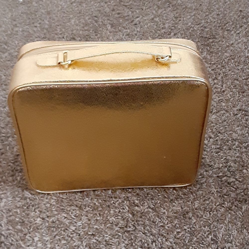 Estee Lauder makeup bag